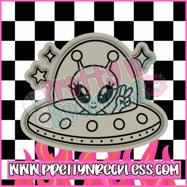 Alien in Ship