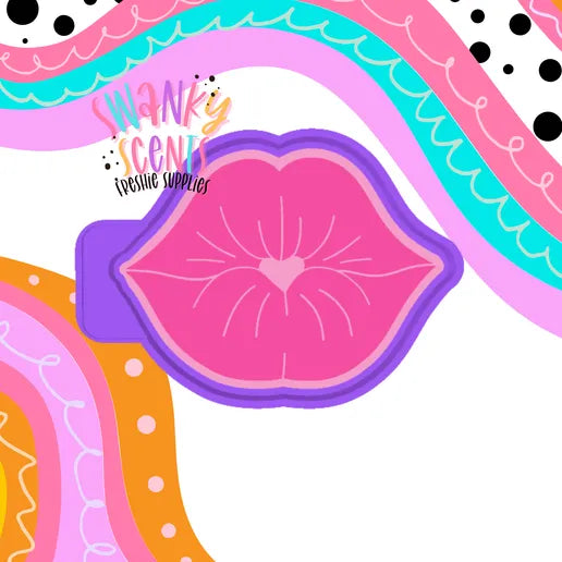 Kissing lips