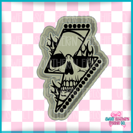 Bolt Skull W Flames